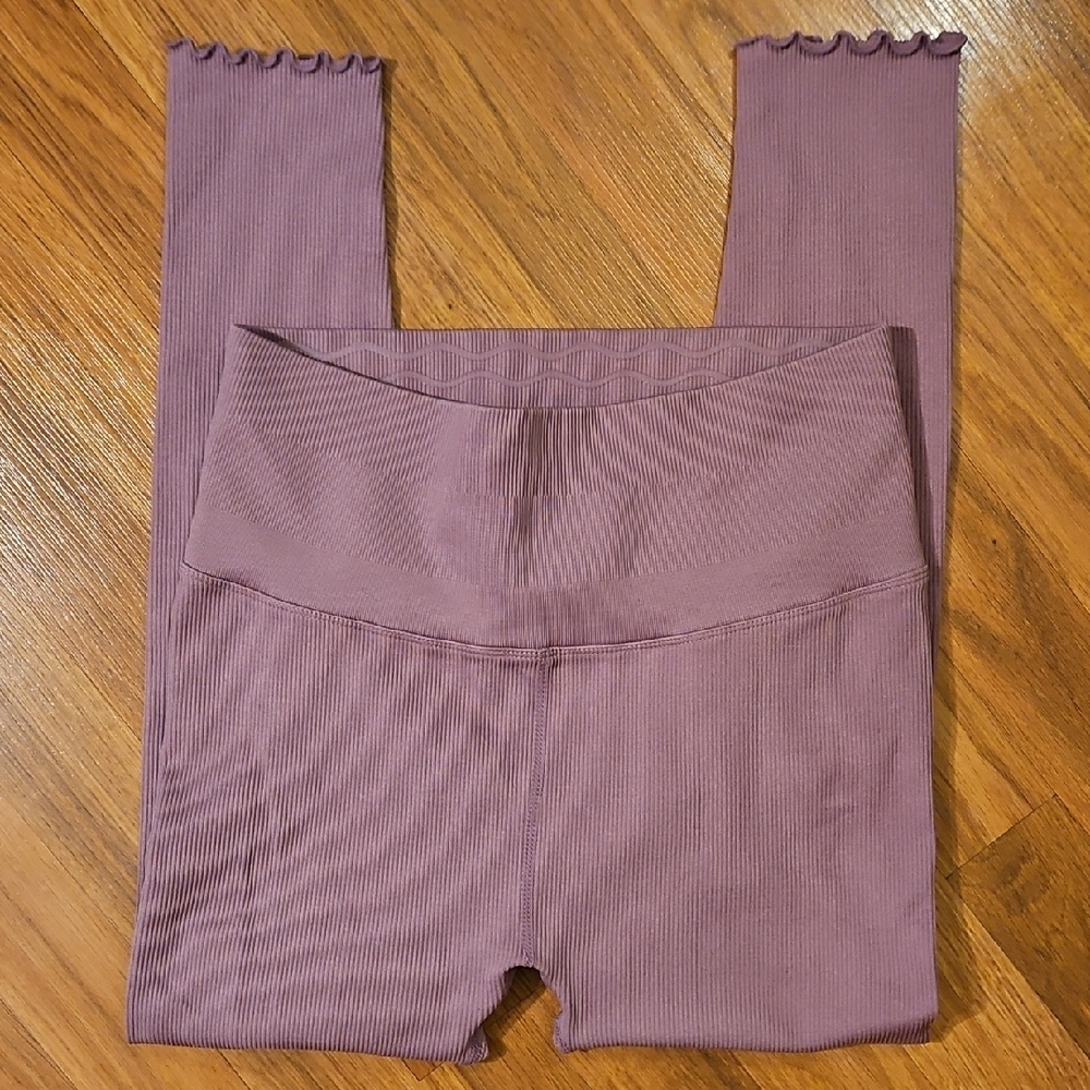 Spiritual Gangster Ribbed Leggings Size M/L